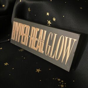 MAC Cosmetics Hyper Real Glow Palette